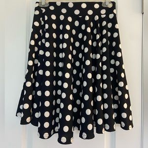 Black with White Polka Dot Casual Mini Skater Skirt by Urban CoCo, size Small